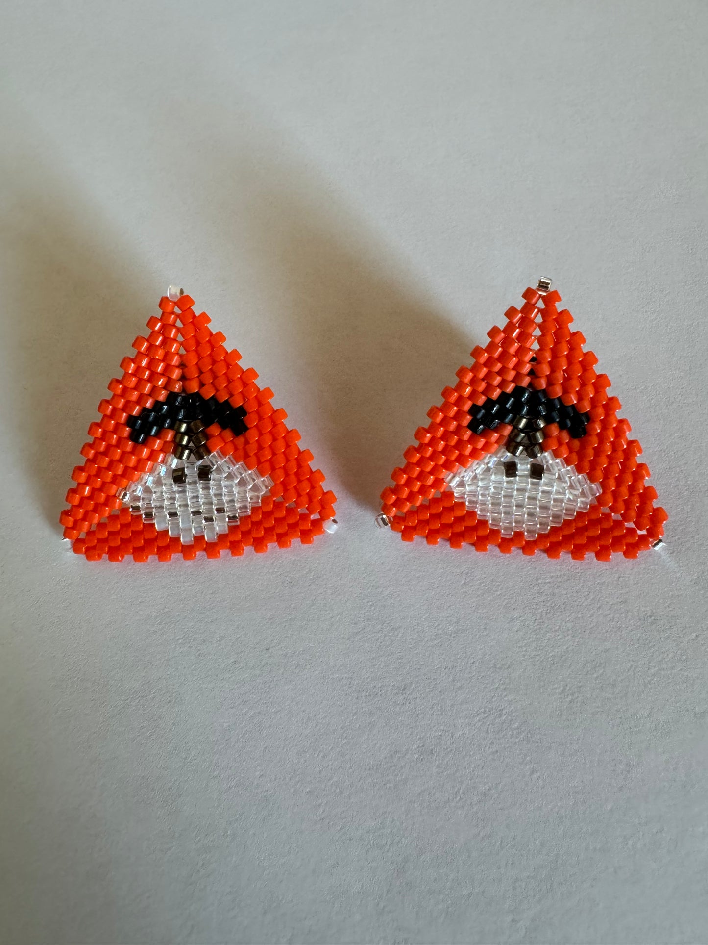 Medium beaded ulu studs