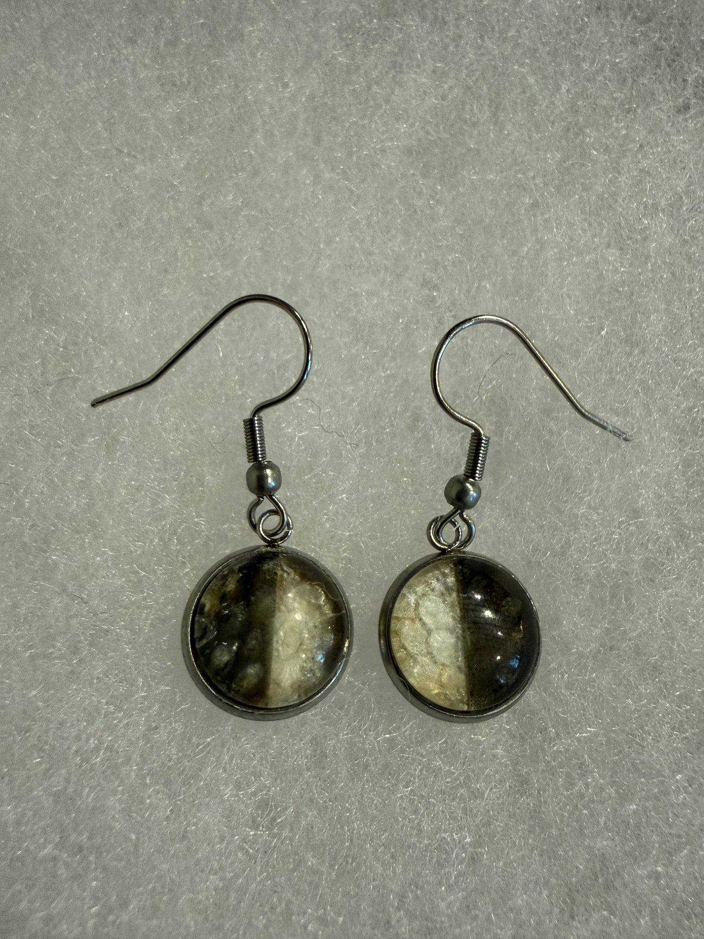Fish skin earrings on hooks - 7