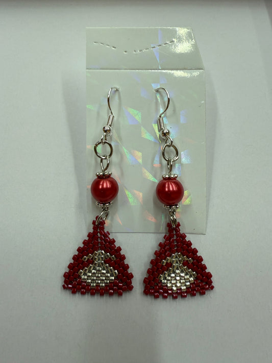 Small beaded Ulu earrings