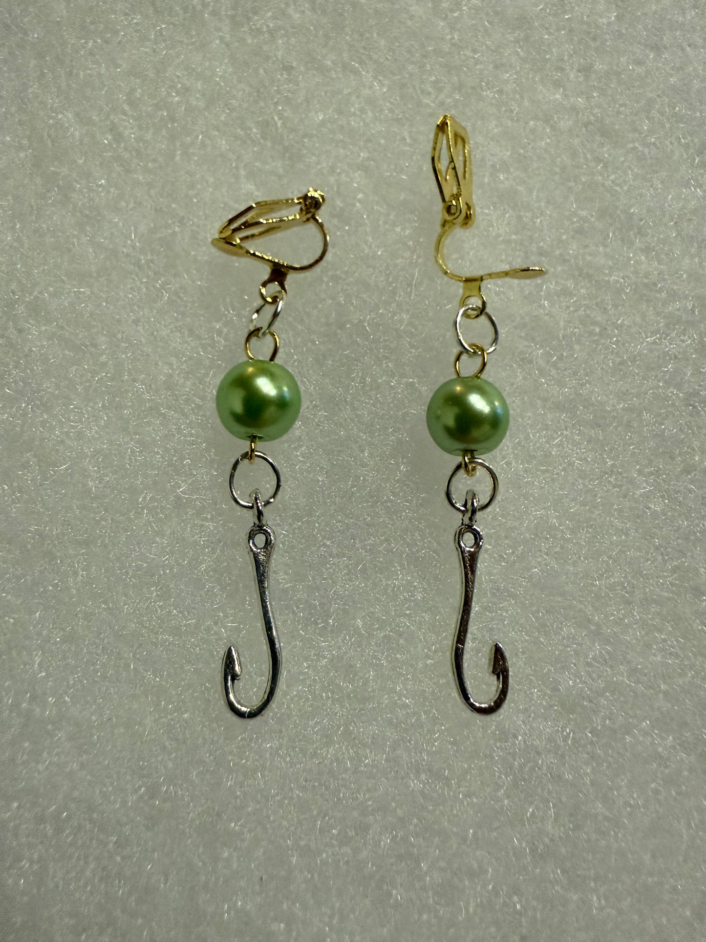 Clip ons - ᐳᑐᖑᐊᑦ