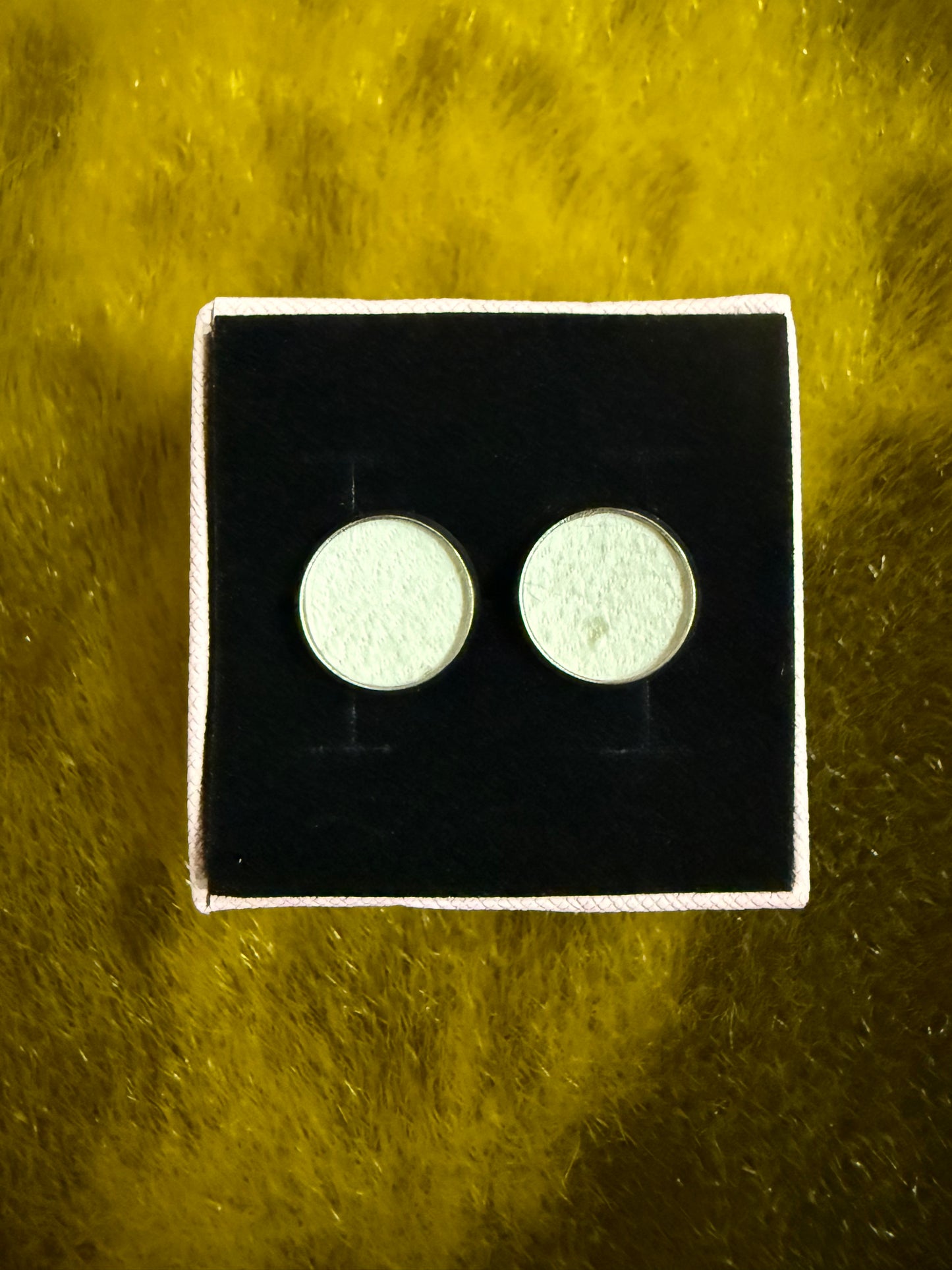 ᓇᓗᐊᖅ, silver, 12mm studs